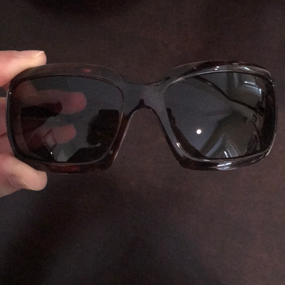 Prada Sunglasses - Picture 4 of 5